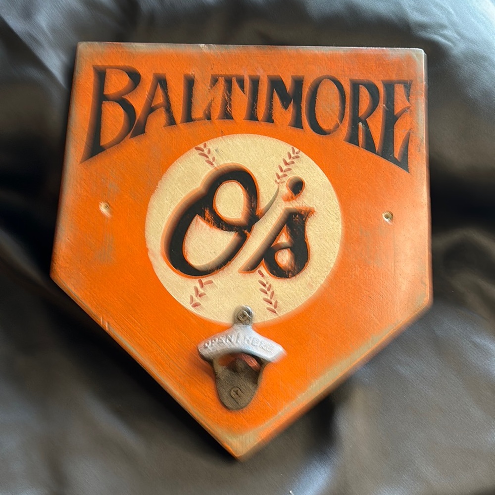 Baltimore Orioles Wall Plague with metal bottle opener. Great for a home bar.